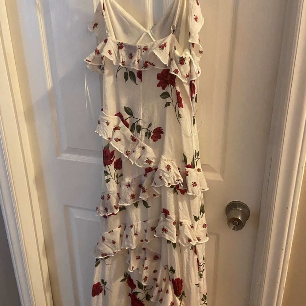 Jessica Simpson Asymmetrical Floral Dress in White and Red - Picture 2 of 3